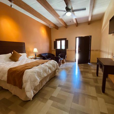 Hotel Real De Los Álamos 外观 照片
