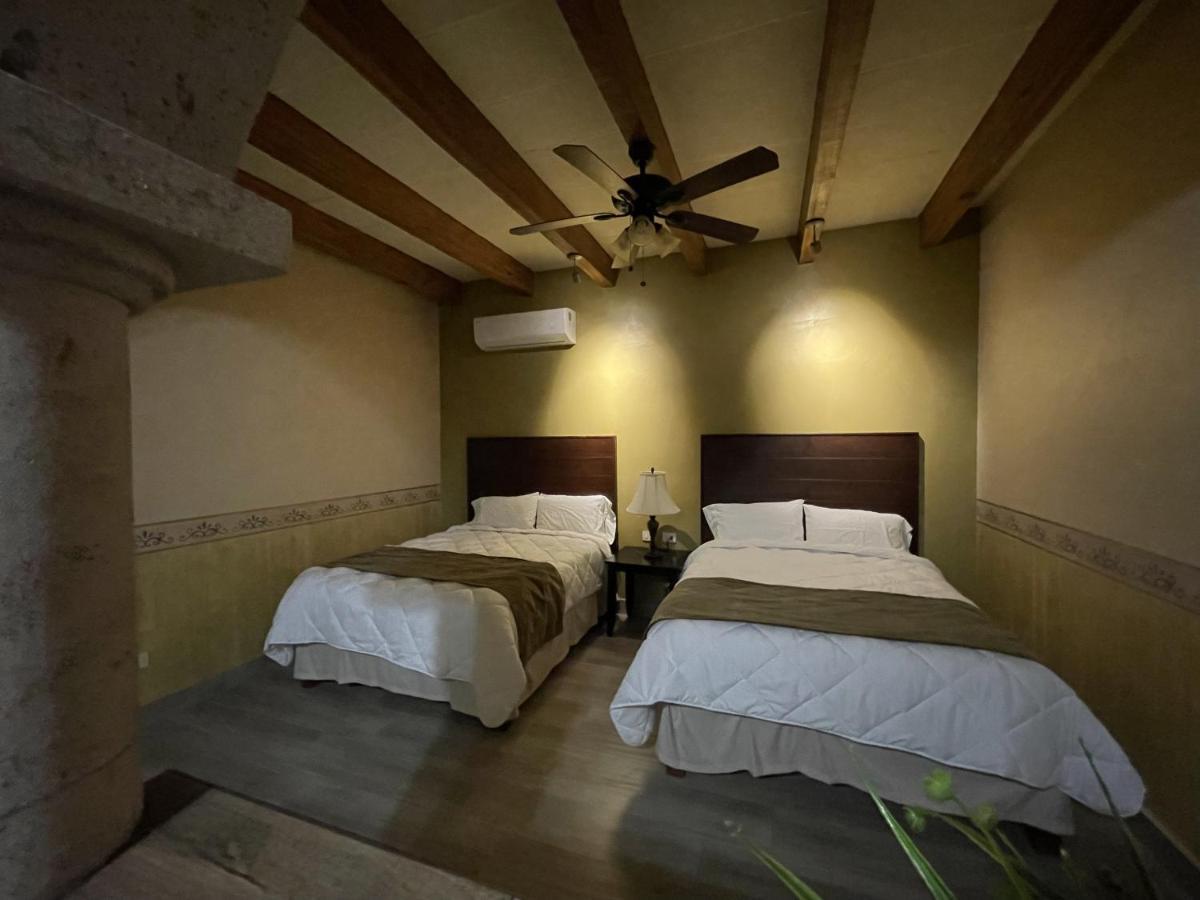Hotel Real De Los Álamos 外观 照片