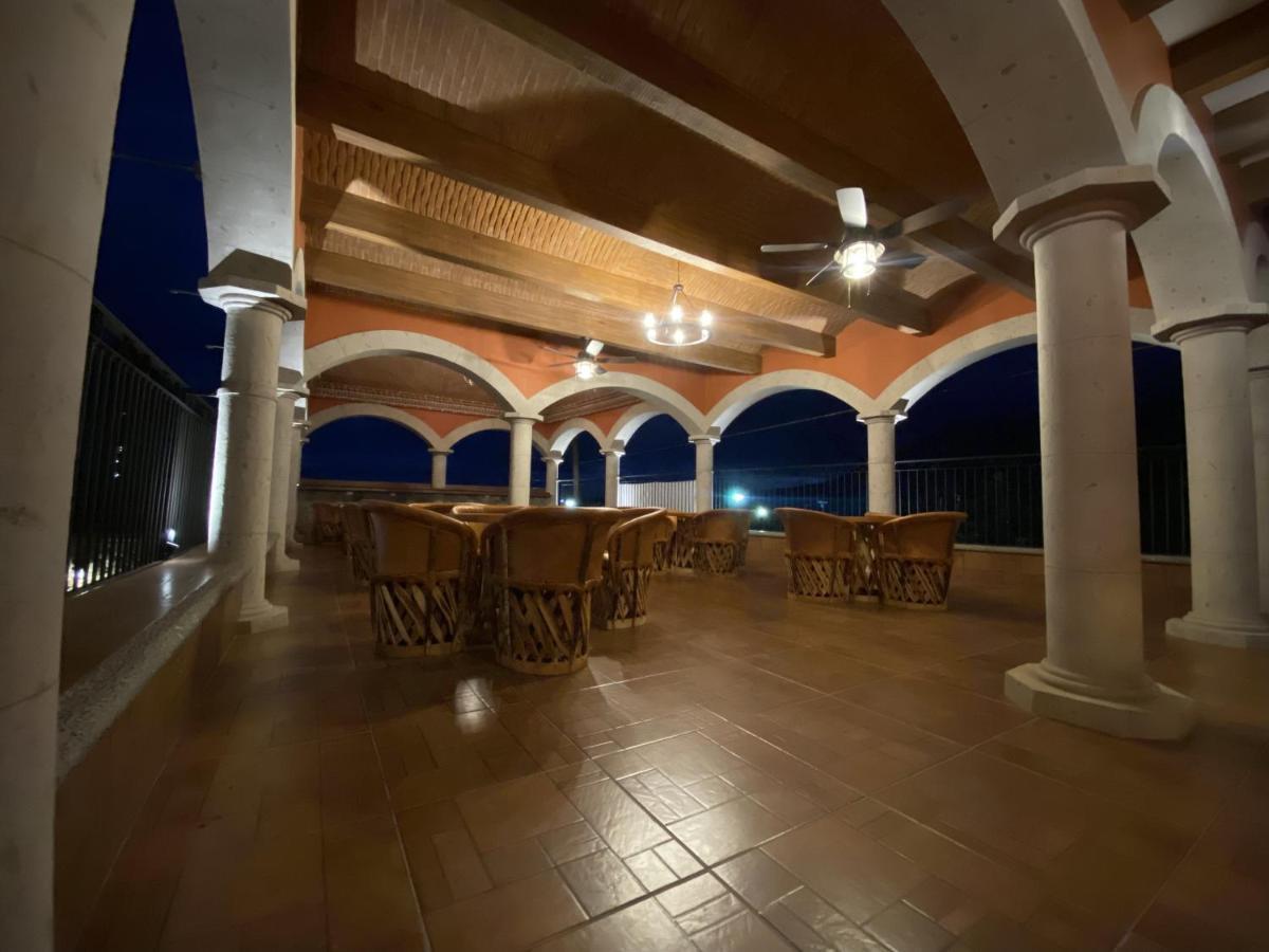 Hotel Real De Los Álamos 外观 照片
