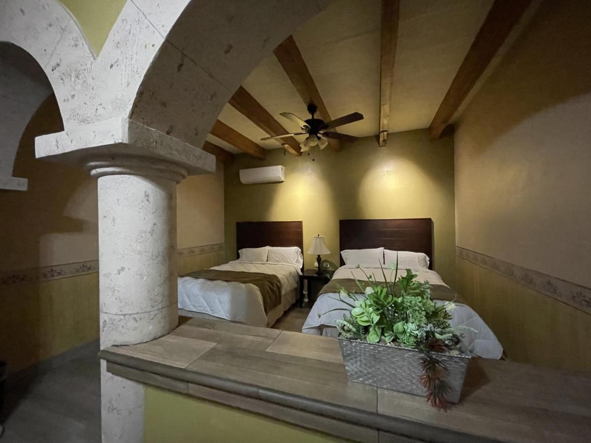 Hotel Real De Los Álamos 外观 照片