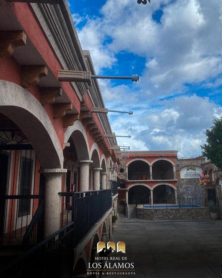 Hotel Real De Los Álamos 外观 照片